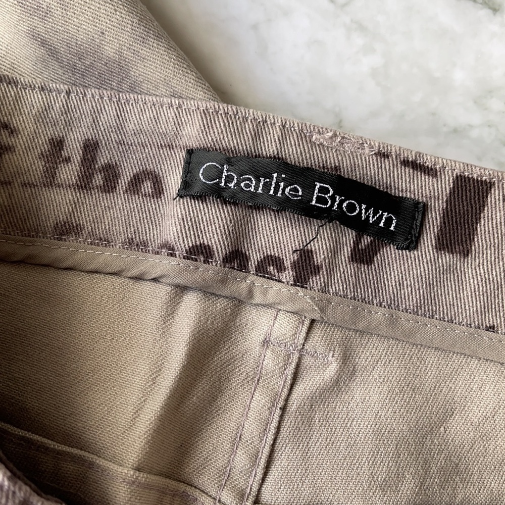 VINTAGE | Charlie Brown studded tabloid newspaper print jeans - Picture 7 of 10